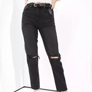 American Eagle Women’s Black Mom Straight Jean